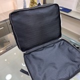 送料込 プラダ メンズ ブリーフケース コピー