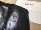 売上総額１位！バリー メンズ バックパック 偽物
