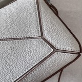 送料込 ロエベ メンズ ショルダーバッグ コピー261801