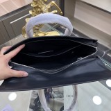 お洒落  プラダ メンズ ブリーフケース 偽物
