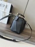 ★日本!!人気！ ロエベ メンズ ショルダーバッグ 偽物261801 A
