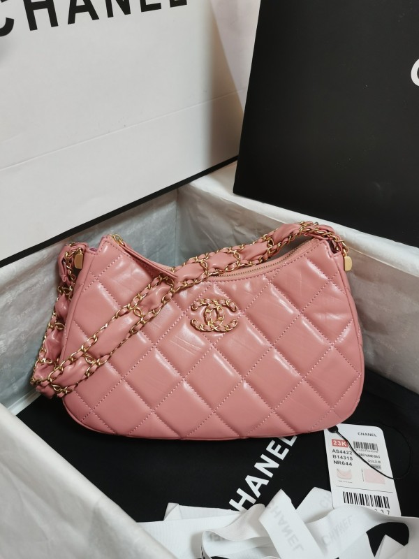 【使い勝手抜群】シャネル ショルダーバッグ 偽物 S4422