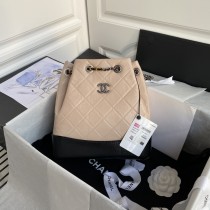 完売必至 シャネル バックパック 偽物 94485