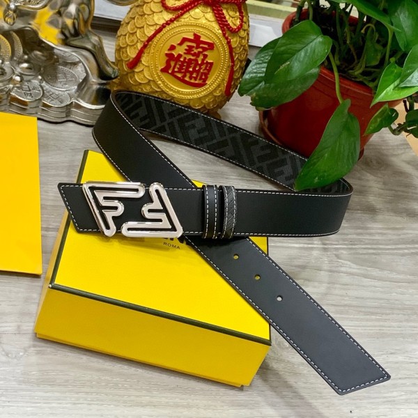 日本未入荷 フェンディ 新作 メンズベルト 偽物 40mm