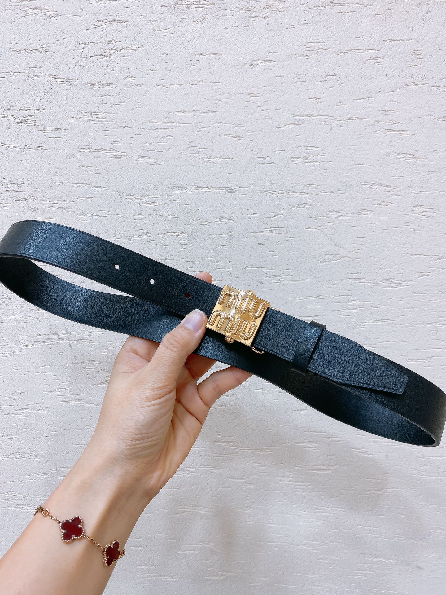 完売前に！ミュウミュウ 新作 レディースベルト スーパーコピー 30mm