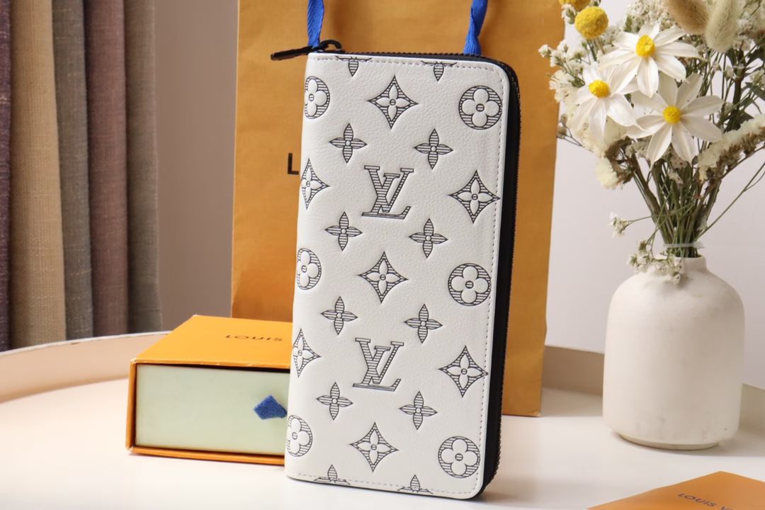 高品質♪♪♪ ルイヴィトン 長財布 スーパーコピー M83381