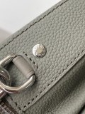 絶対欲しい！ルイヴィトン メンズ ショルダーバッグ 偽物 M83560
