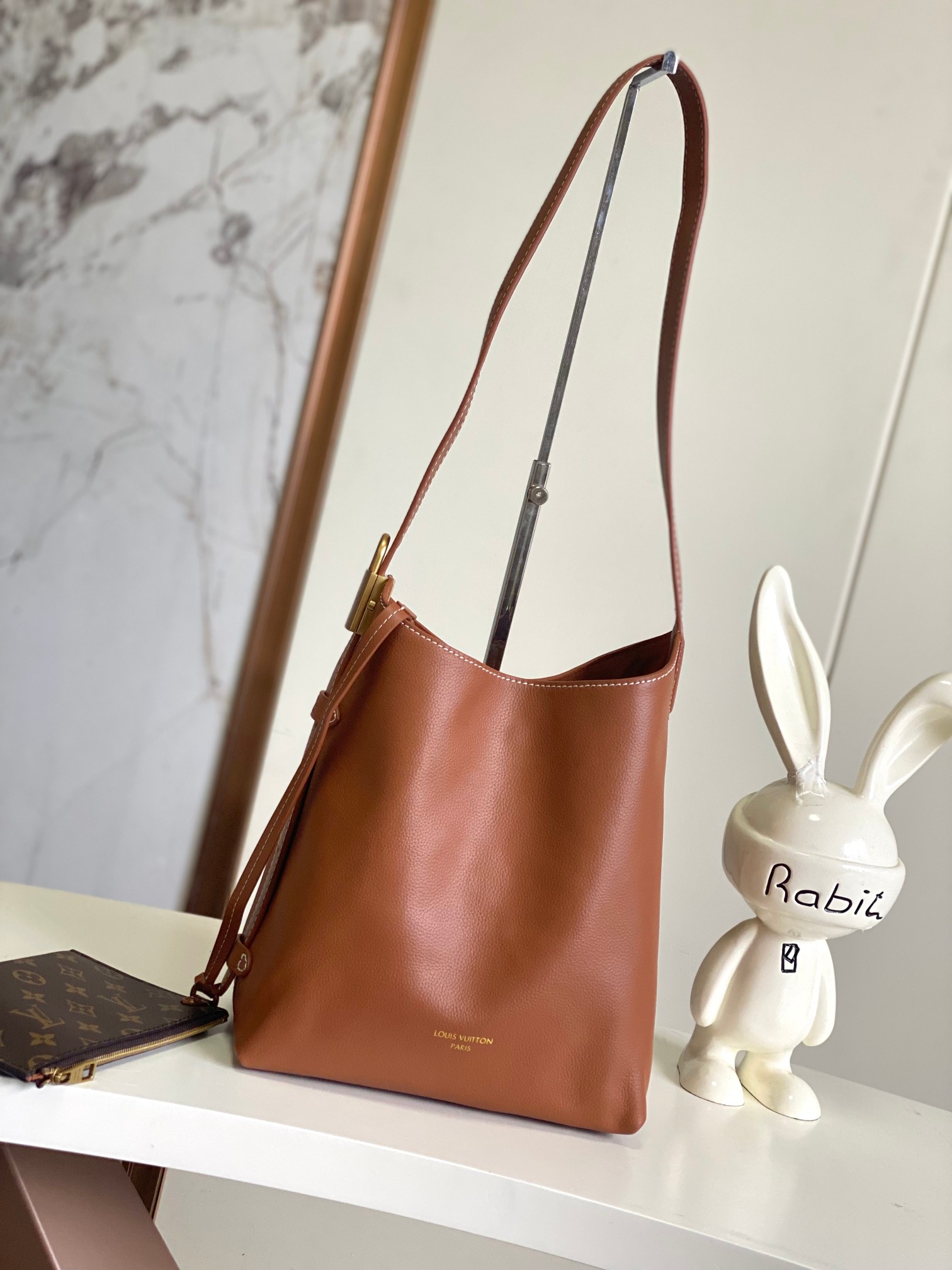 世界中で大人気♪ ルイヴィトン レディース トートバッグ 偽物 M25354