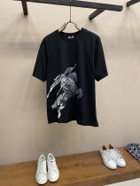 人気急上昇 2024 バーバリー 新作 半袖Tシャツ スーパーコピー