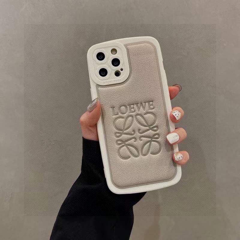 絶対欲しい！2024 ロエベ 新作 iPhone ケース 全機種 販売 偽物