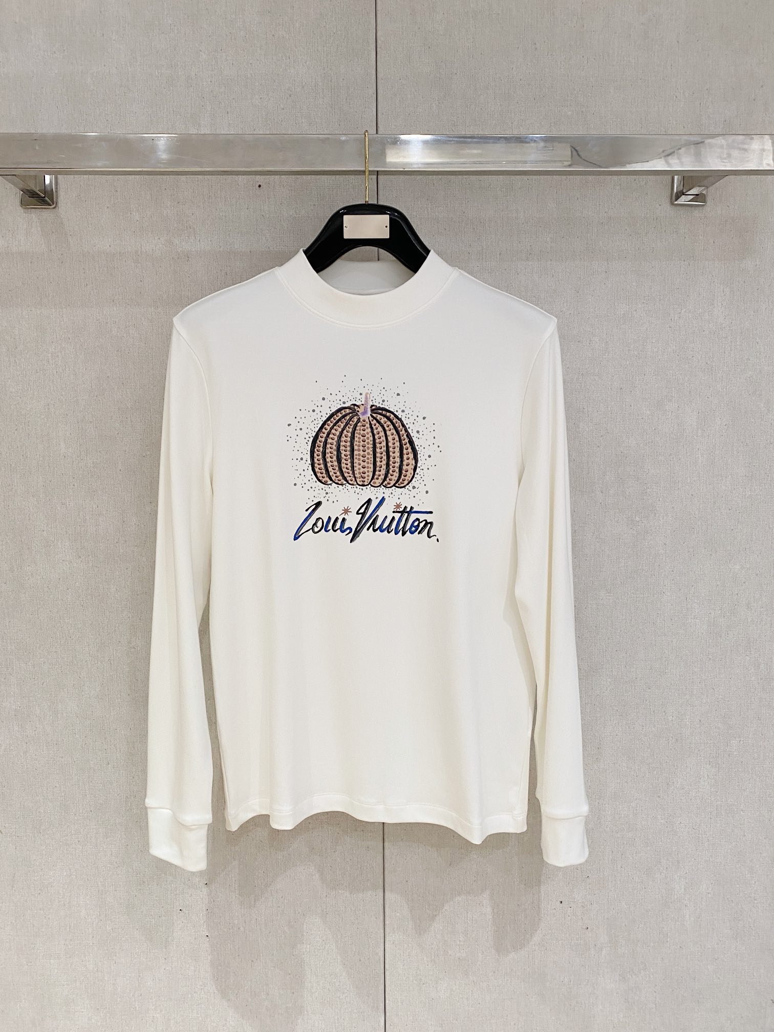 入手困難！2025 ルイヴィトン 新作 長袖Tシャツ スーパーコピー
