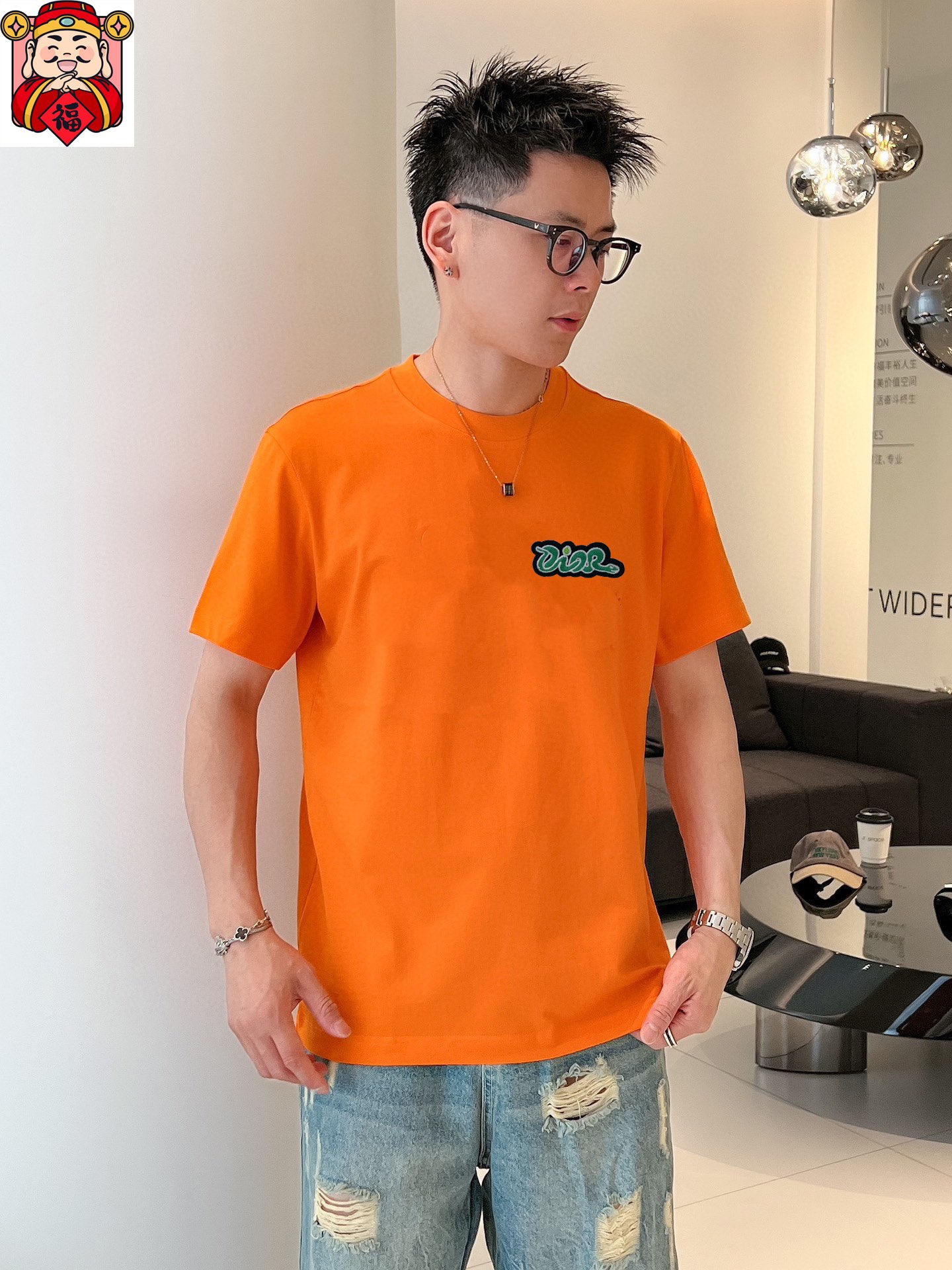 注目度抜群！2025 ディオール 新作 半袖Tシャツ コピー 4色
