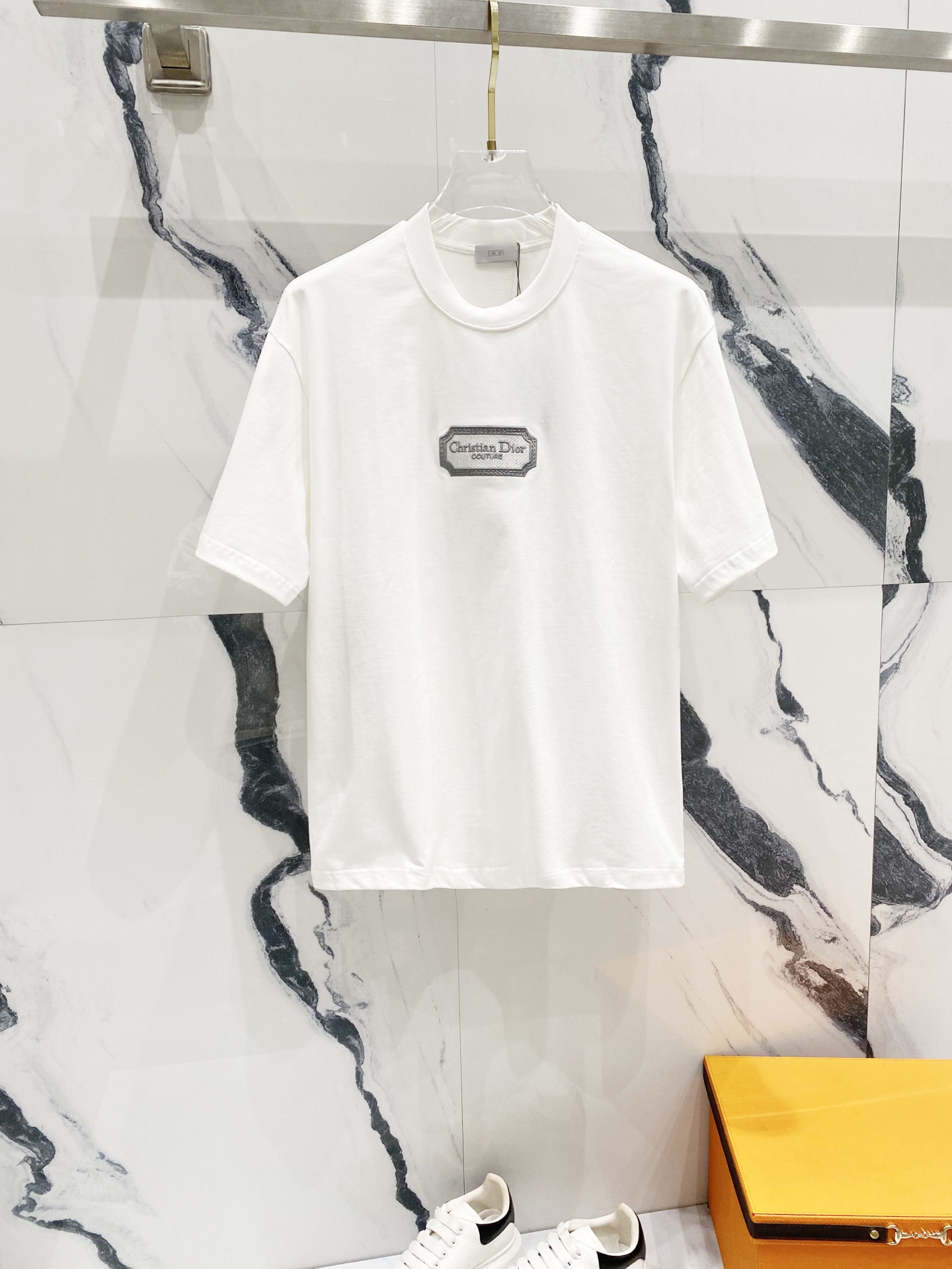 日本未入荷 2025 ディオール 新作 半袖Tシャツ コピー