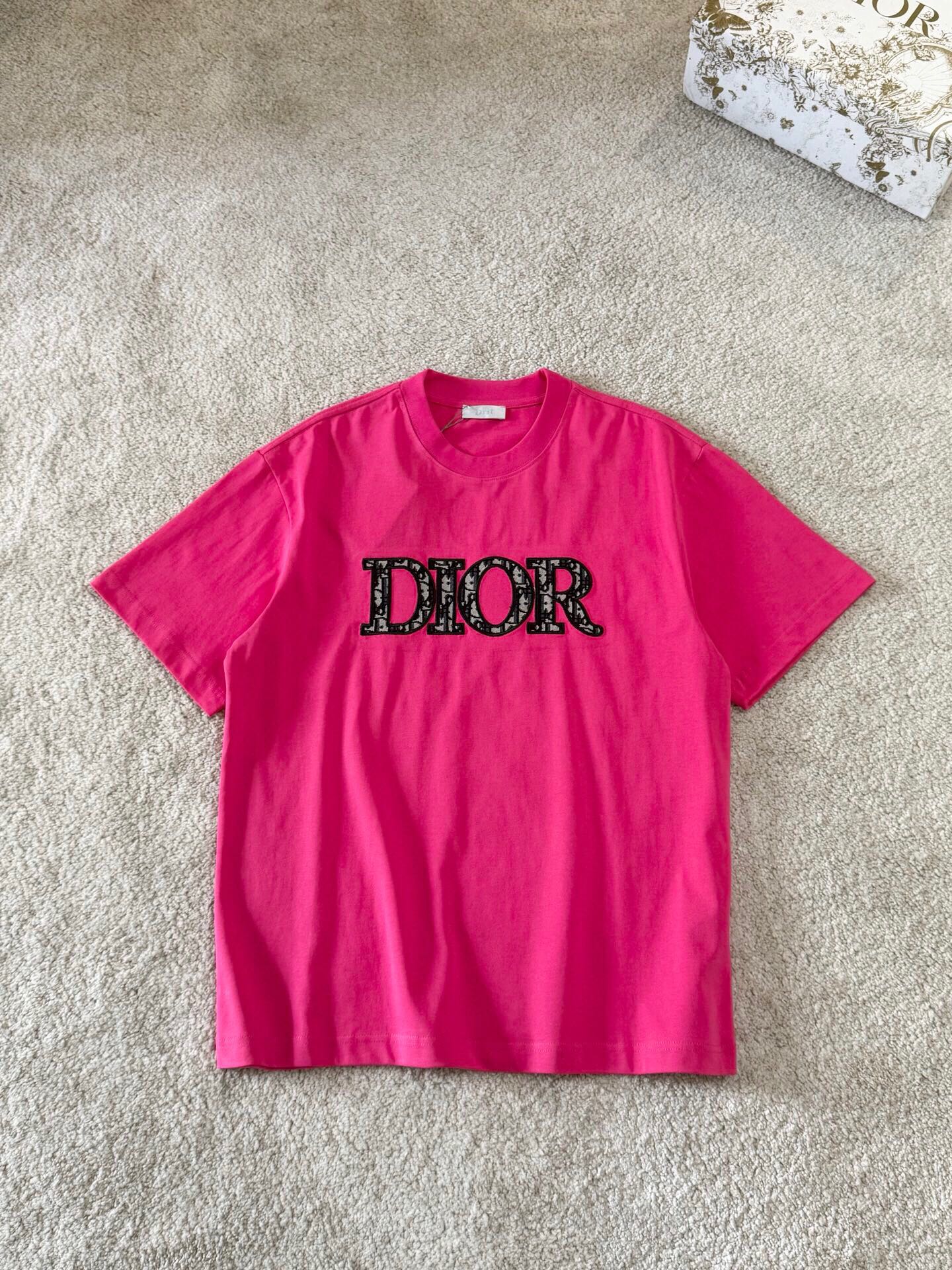 【使い勝手抜群】2025 ディオール 新作 半袖Tシャツ コピー