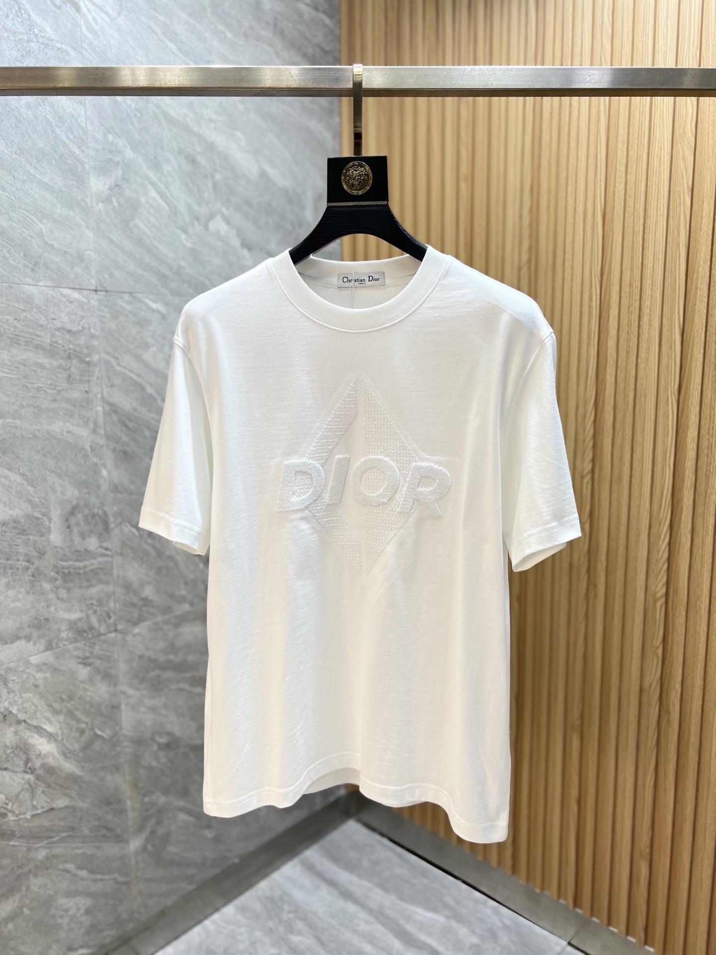 完売必至 ★ 2025 ディオール 新作 半袖Tシャツ スーパーコピー