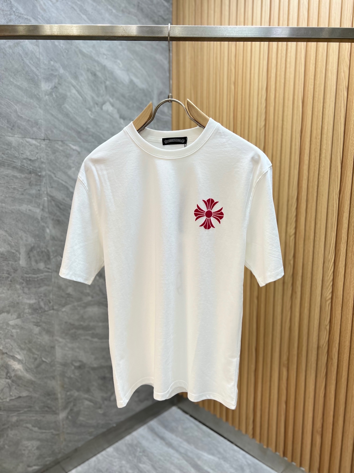 人気No1★ 2025 クロムハーツ 新作 半袖Tシャツ 偽物