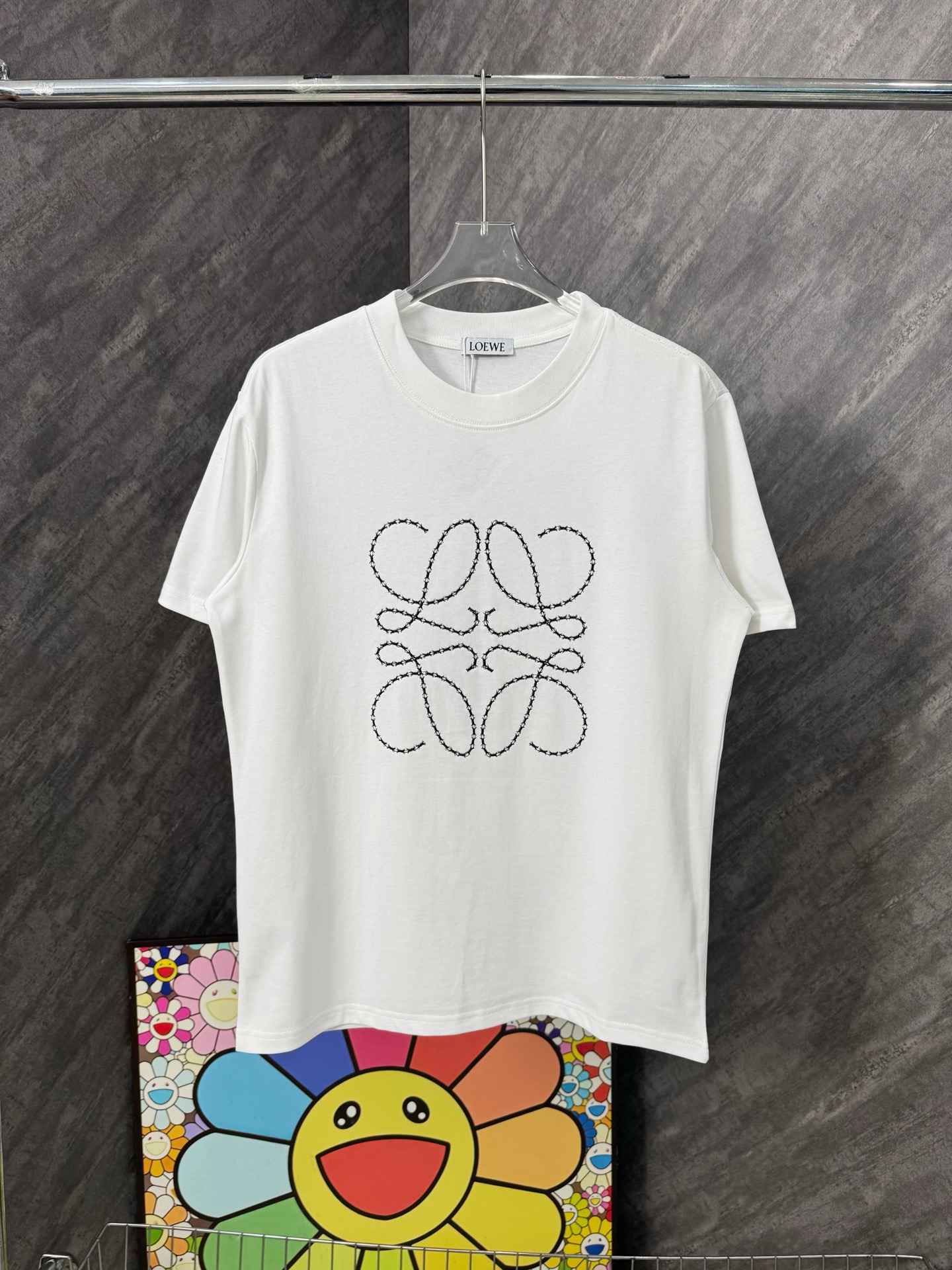 完売必至 2025 ロエベ 新作 半袖Tシャツ 偽物 3色