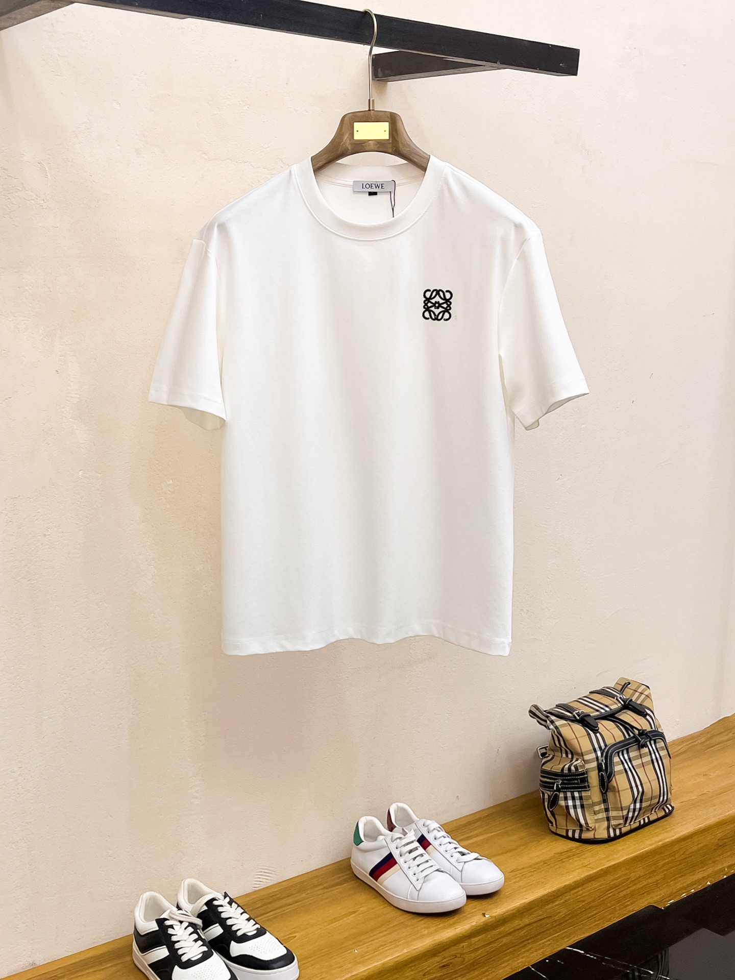 《人気★》2025 ロエベ 新作 半袖Tシャツ コピー