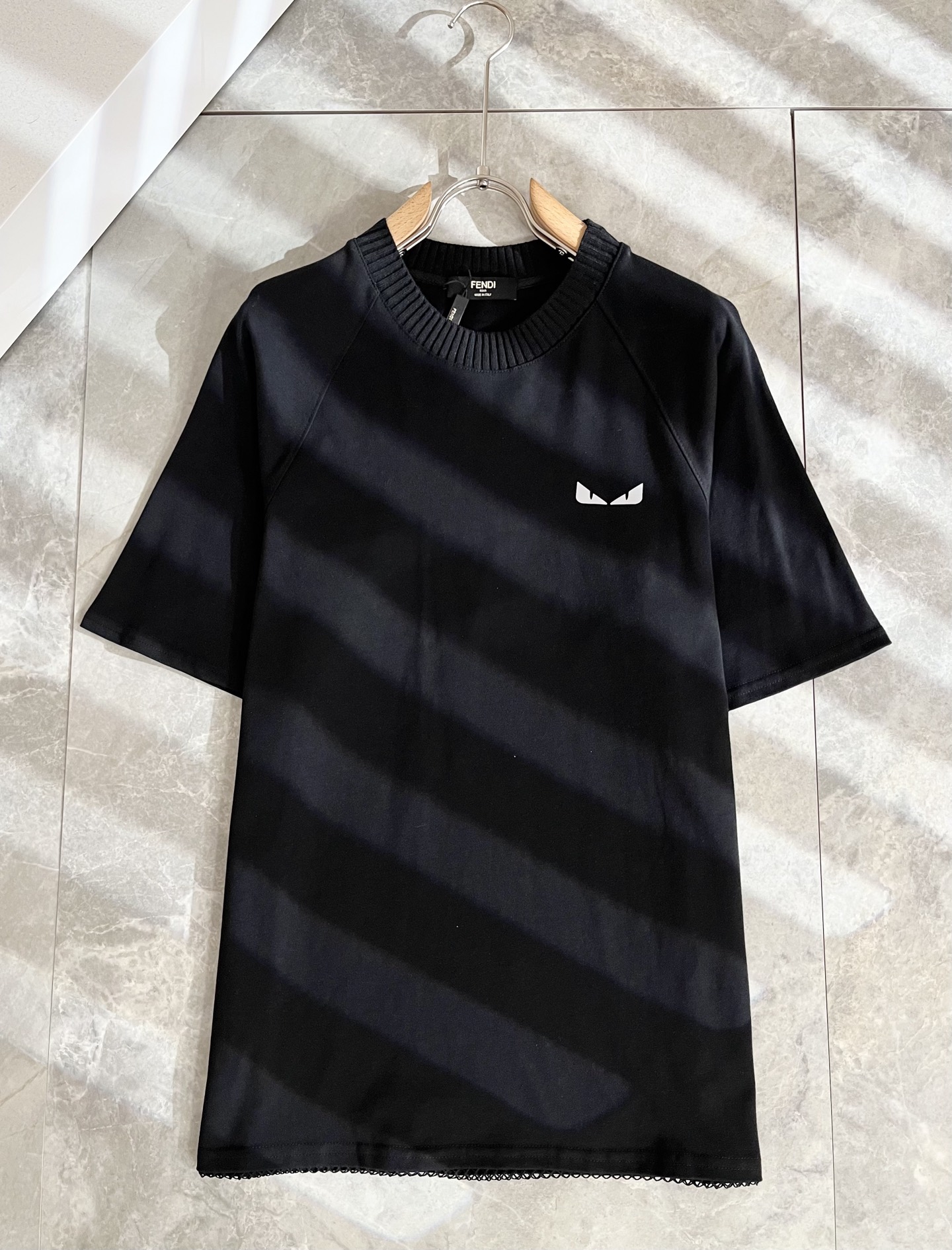 ☆超人気☆ 2025 フェンディ 新作 半袖Tシャツ スーパーコピー