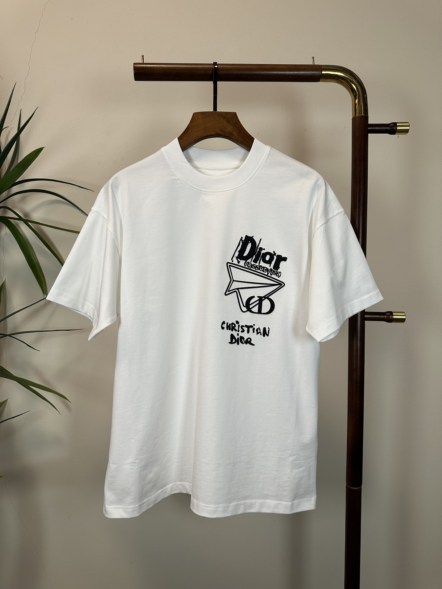 使い勝手良し 2025 ディオール 新作 半袖Tシャツ スーパーコピー 2色