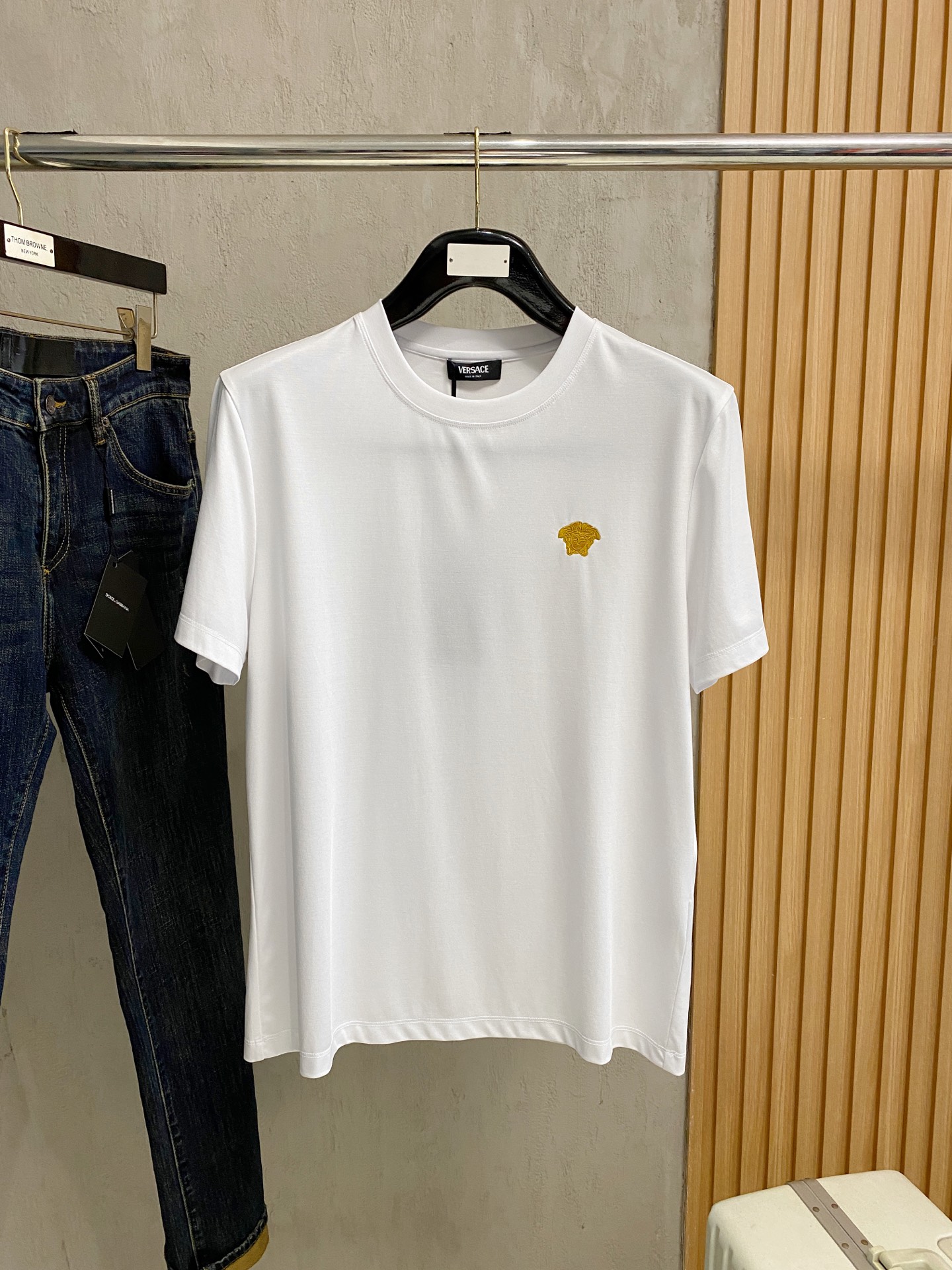 超限定♪ 2025 ヴェルサーチェ 新作 半袖Tシャツ 偽物