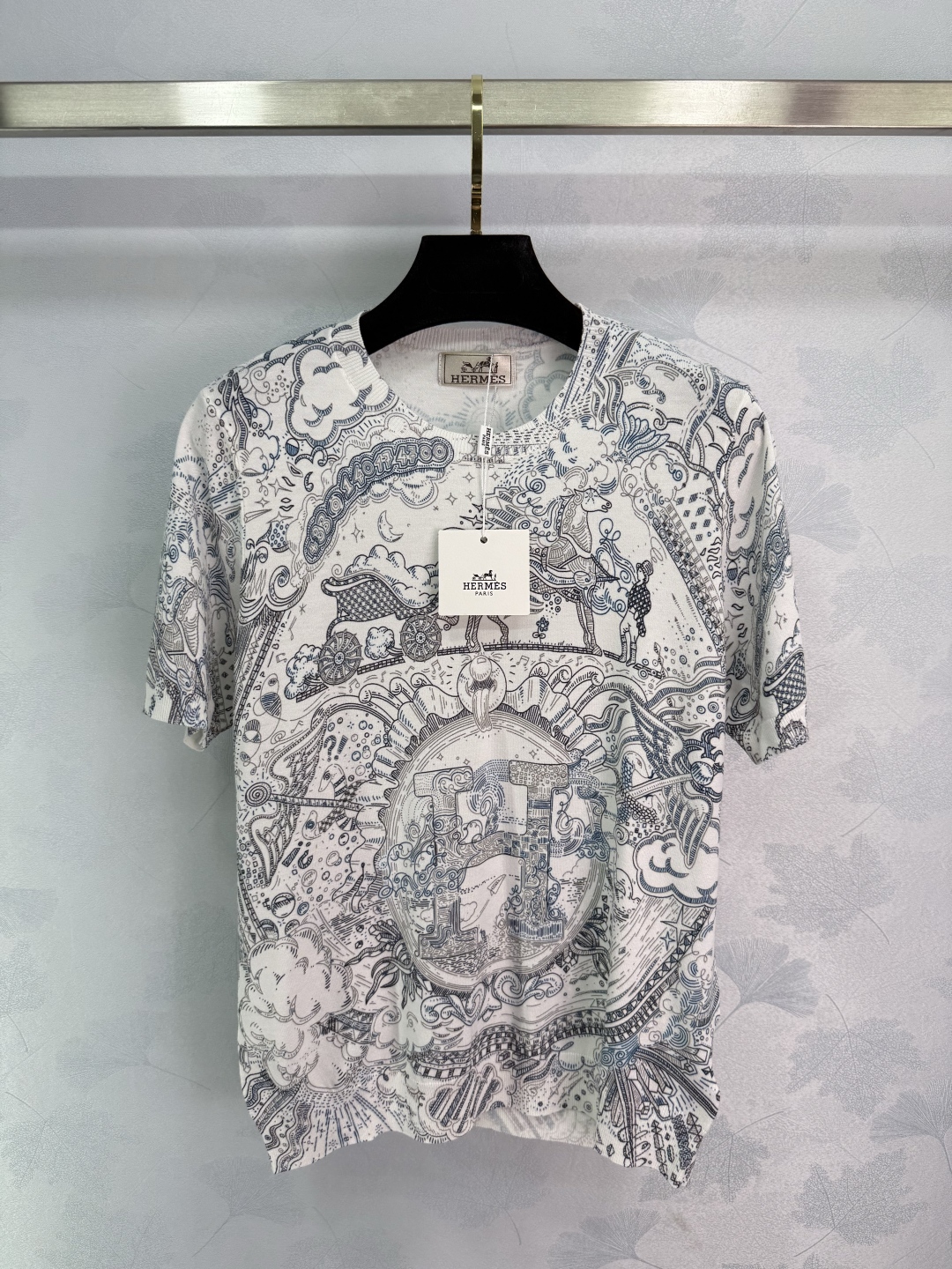 超希少！2025 エルメス 新作 半袖Tシャツ 偽物