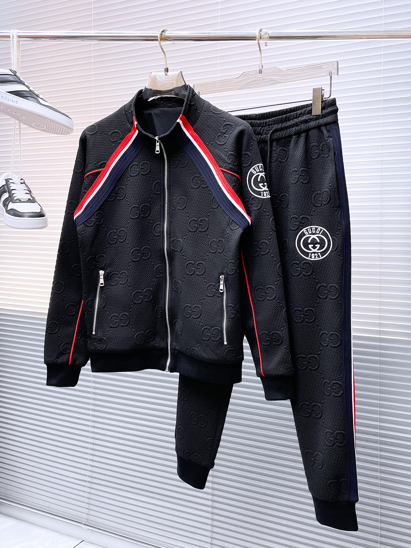 入手困難品！2025 グッチ 新作 セットアップ スーパーコピー