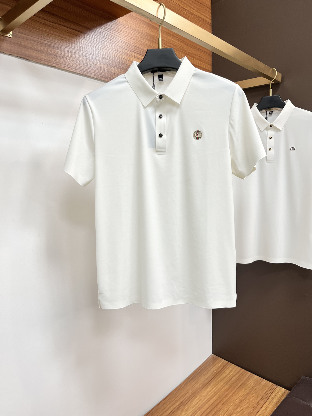 新色登場☆ 2025 グッチ 新作 半袖Tシャツ コピー 2色