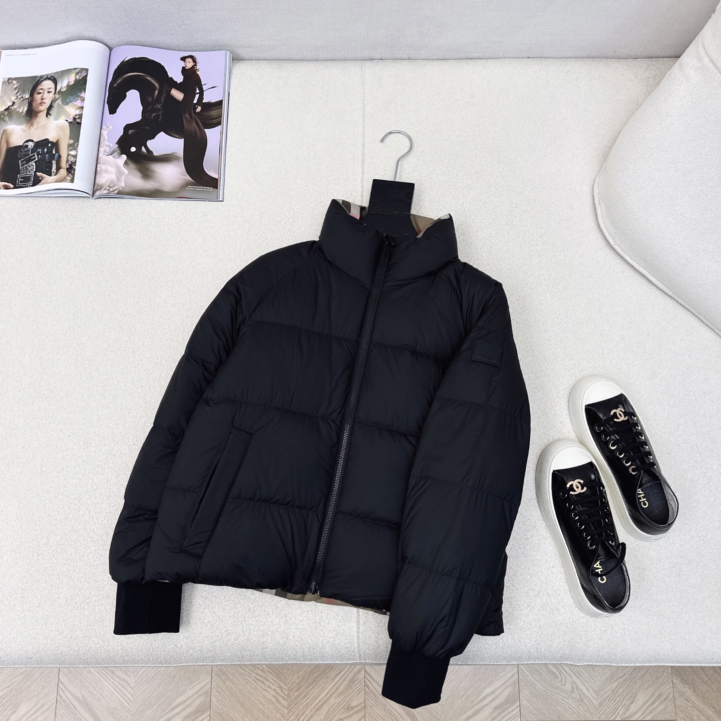 累積売上総額第１位！2025 バーバリー 新作 ダウンジャケット コピー