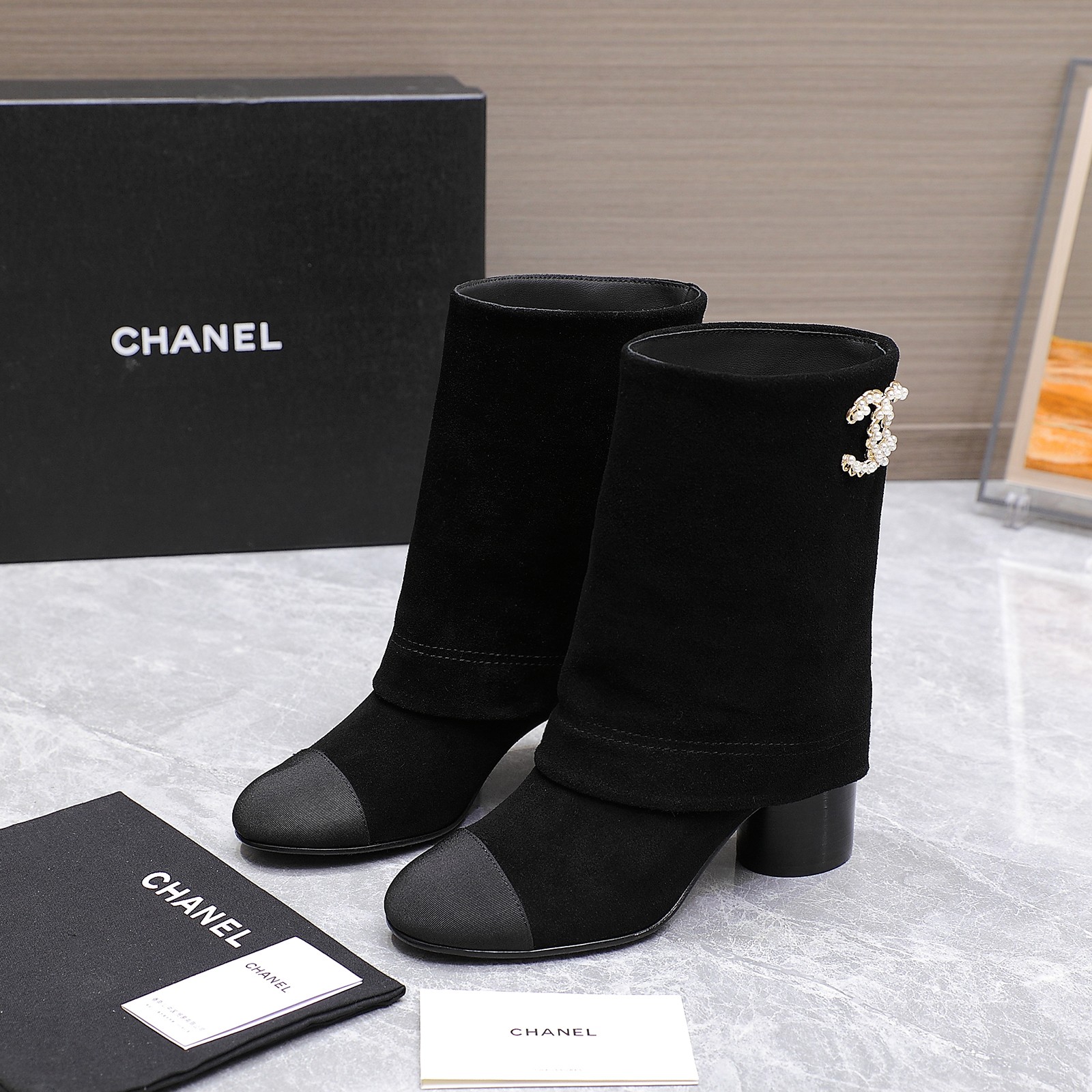 最安値挑戦 2025 シャネル 新作 ブーツ コピー