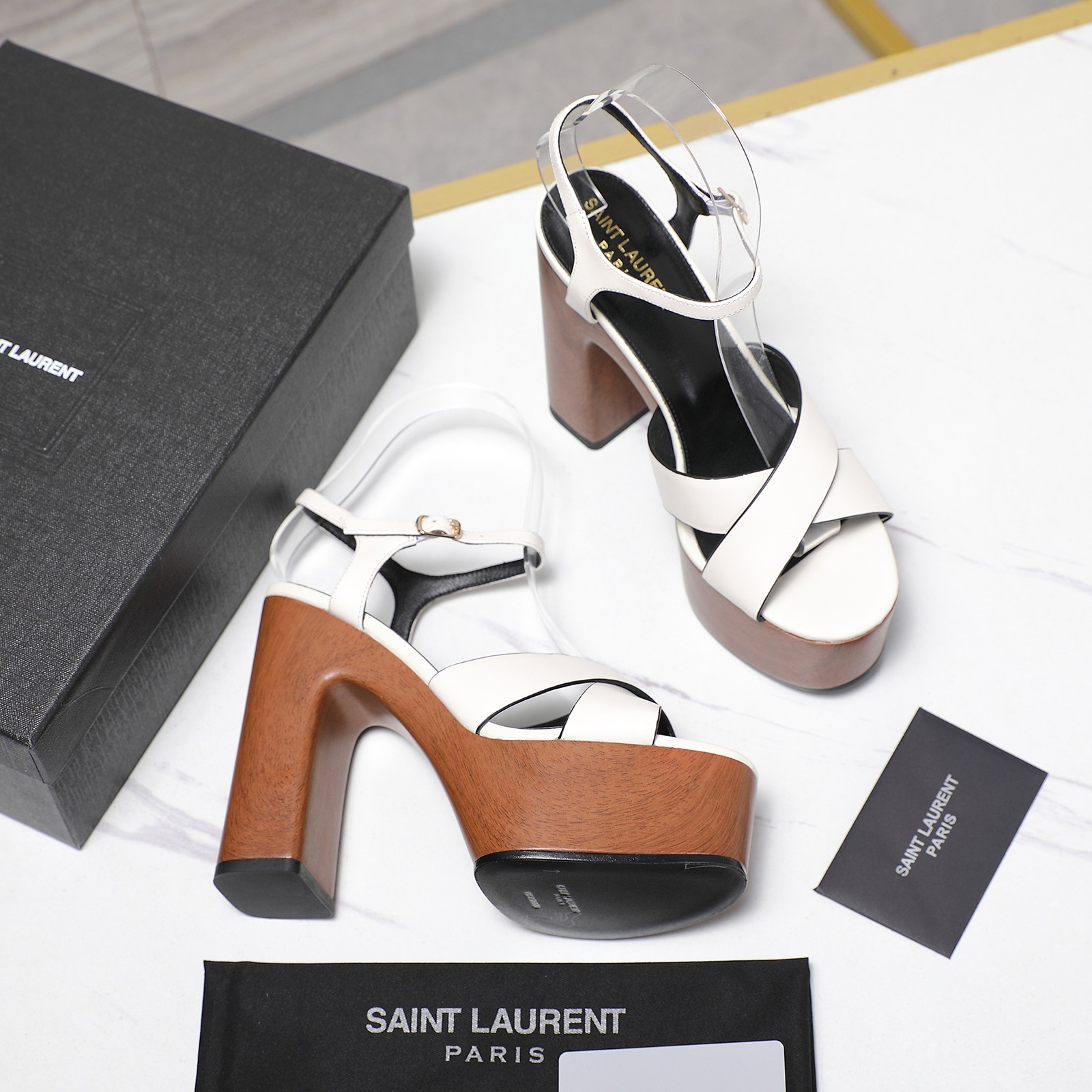 人気No1 2026 サンローラン 新作 ハイヒール スーパーコピー