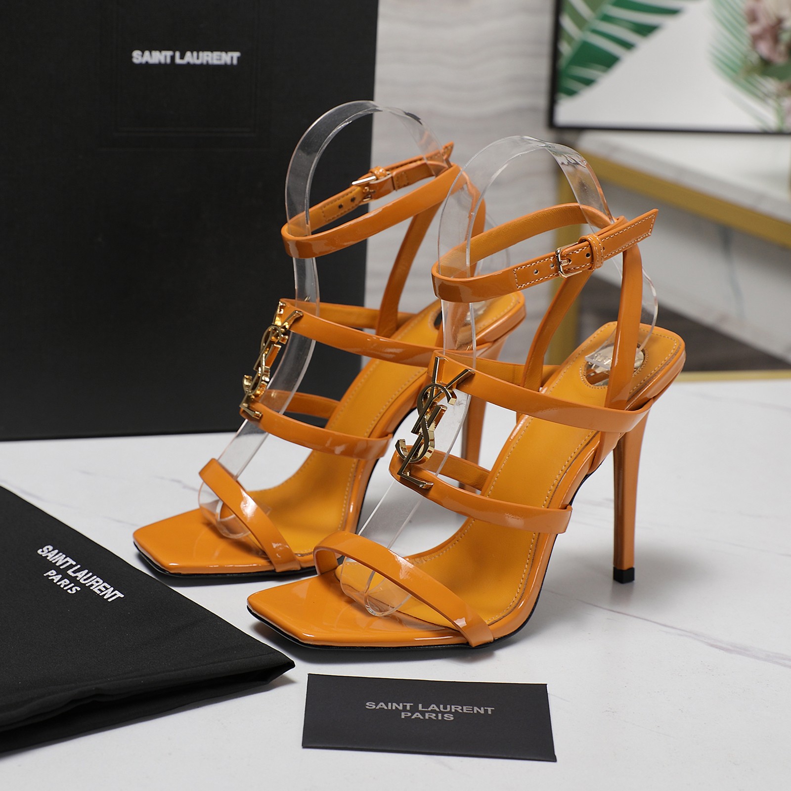 お洒落 2026 サンローラン 新作 ハイヒール スーパーコピー