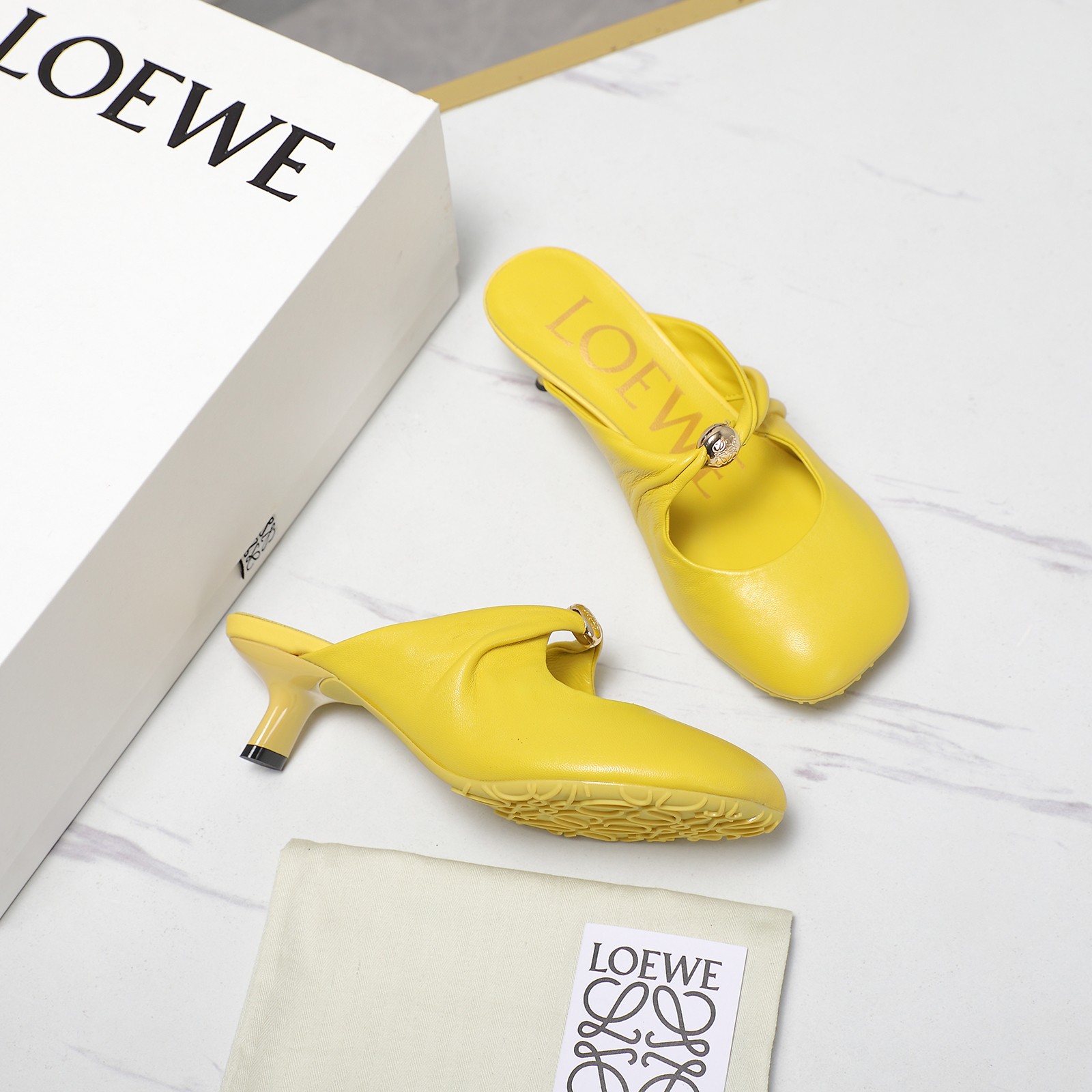 超希少！2026 ロエベ 新作 ハイヒール コピー