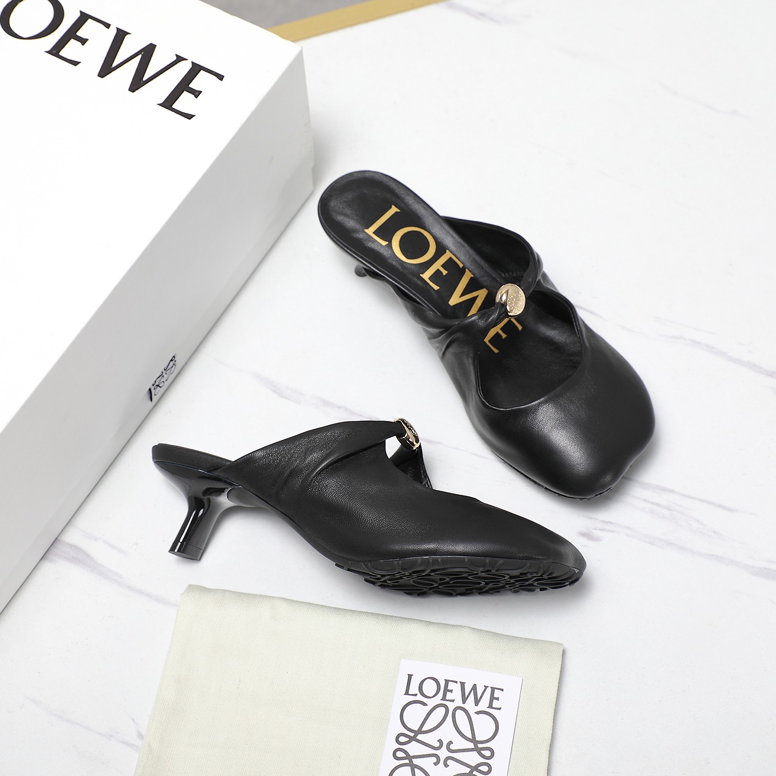 争奪戦 2026 ロエベ 新作 ハイヒール コピー