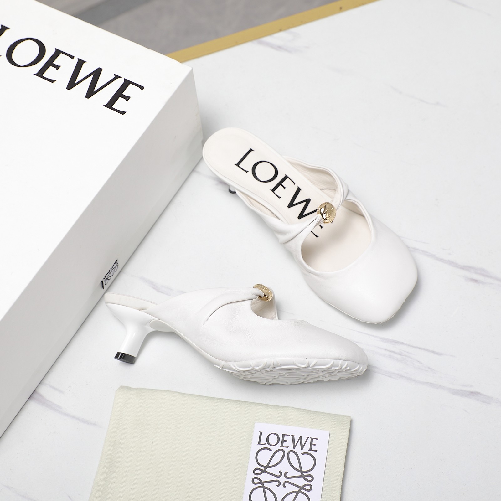 ★日本!!人気！2026 ロエベ 新作 ハイヒール 偽物