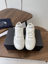 即発送！2026 プラダ 新作 スニーカー スーパーコピー
