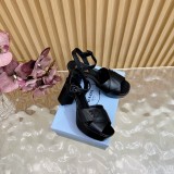 日本未入荷 2026 プラダ 新作 ハイヒール コピー