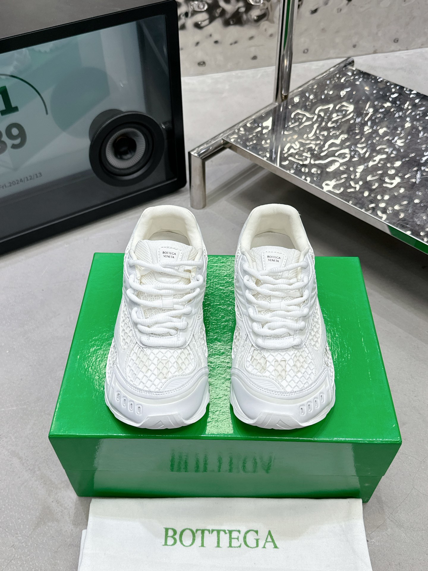 入手困難！2026 ボッテガヴェネタ 新作 スニーカー スーパーコピー