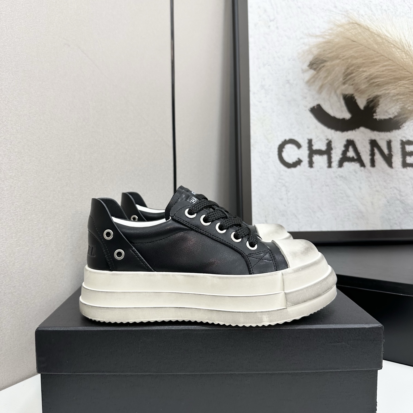 激安価格！2026 シャネル 新作 スニーカー スーパーコピー