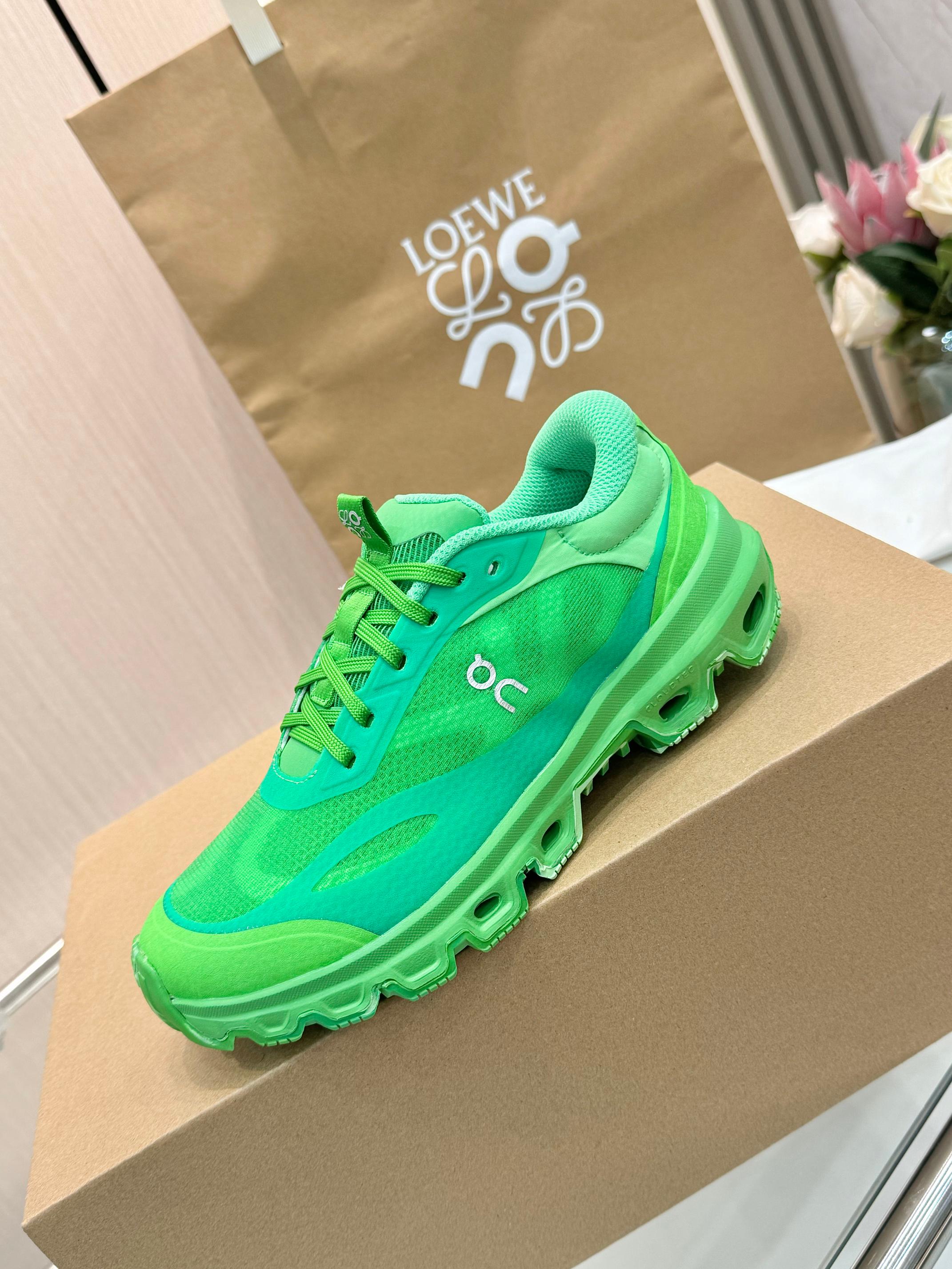 完売必至 ★ 2026 ロエベ 新作 スニーカー 偽物