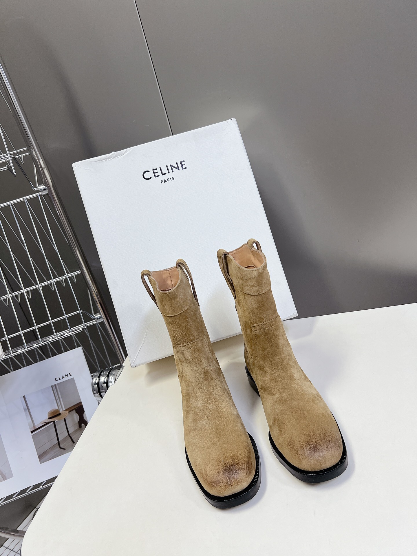 入手困難品！2026 セリーヌ 新作 ブーツ コピー