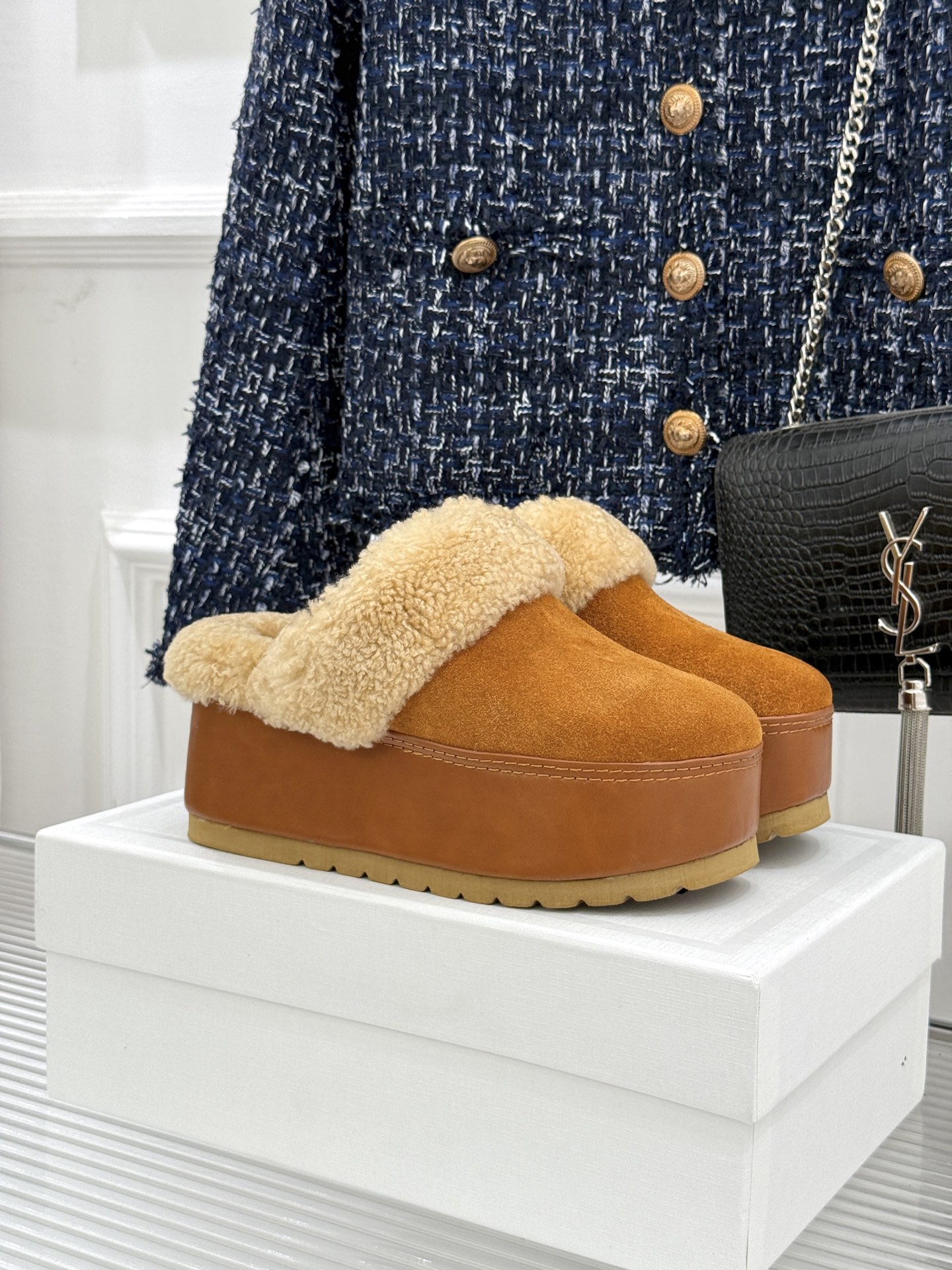 超希少！2026 セリーヌ 新作 サンダル-スリッパ スーパーコピー