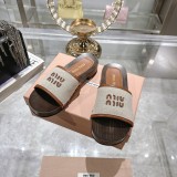 完売必至 2026 ミュウミュウ 新作 サンダル-スリッパ 偽物