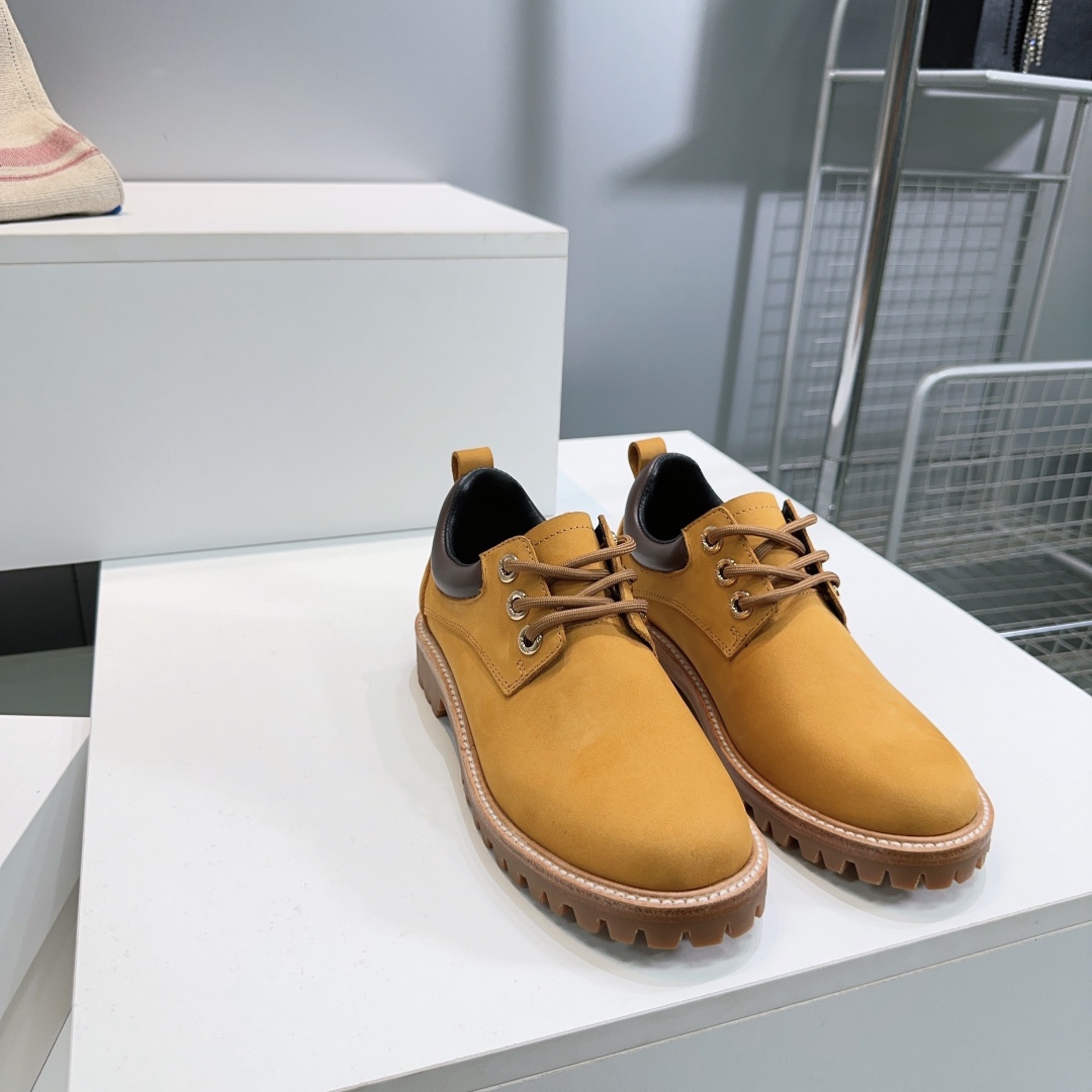 累積売上総額第１位！2026 セリーヌ 新作 スニーカー コピー