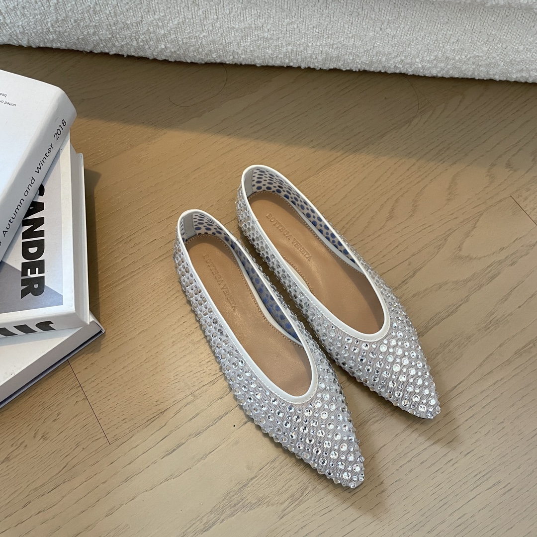 人気爆発☆ 2026 ボッテガヴェネタ 新作 パンプス コピー