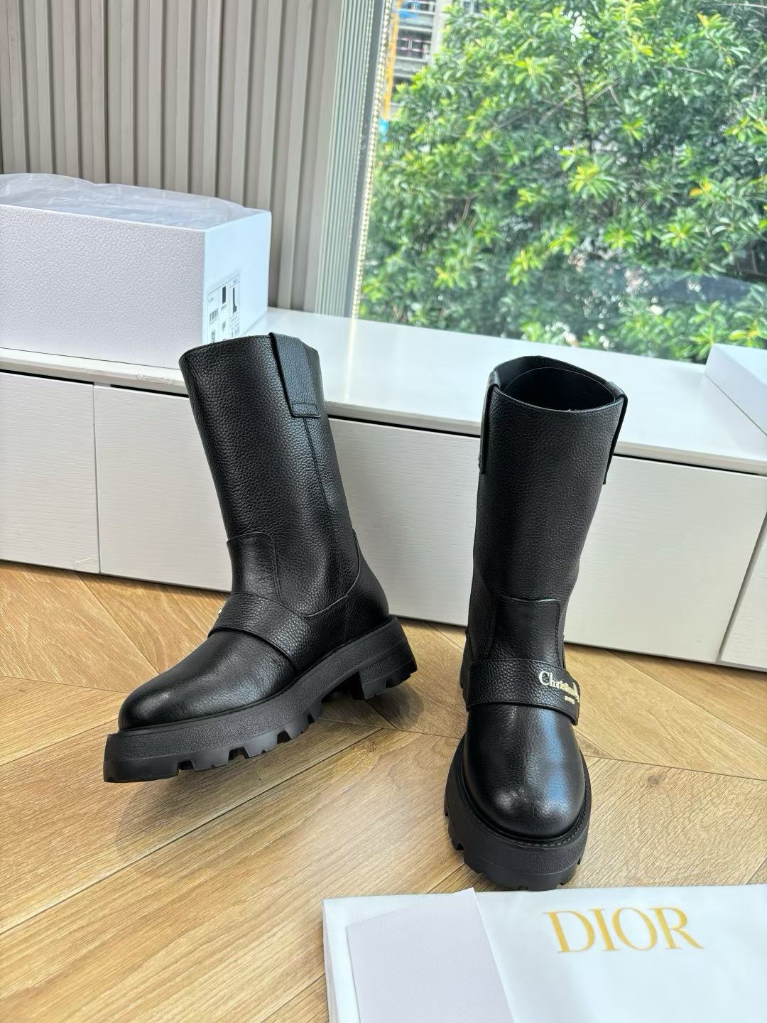 【大特価】 2026 ディオール 新作 ブーツ スーパーコピー