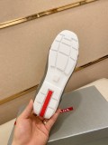 【使い勝手抜群】2026 プラダ 新作 スニーカー 偽物
