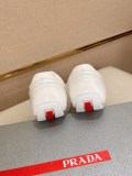 入手困難品！2026 プラダ 新作 スニーカー 偽物