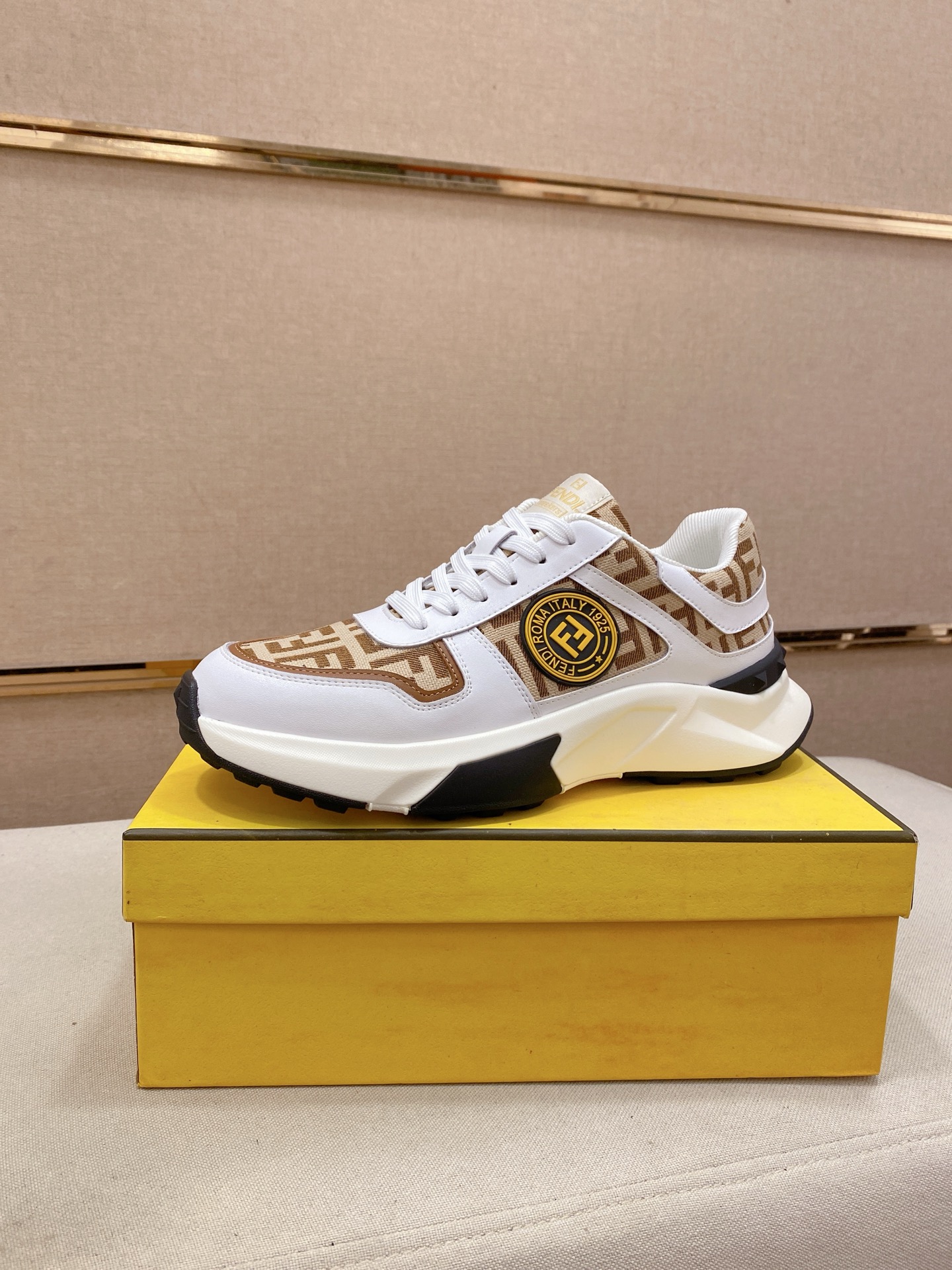 絶対欲しい！2026 フェンディ 新作 スニーカー スーパーコピー