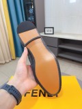 定番人気！2026 フェンディ 新作 革靴 偽物